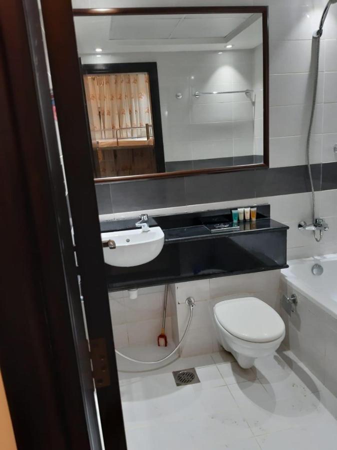 Decent Boys Hostel In Center Of Bur Dubai Next To Burjuman Metro Station With All Free Facilities Luaran gambar